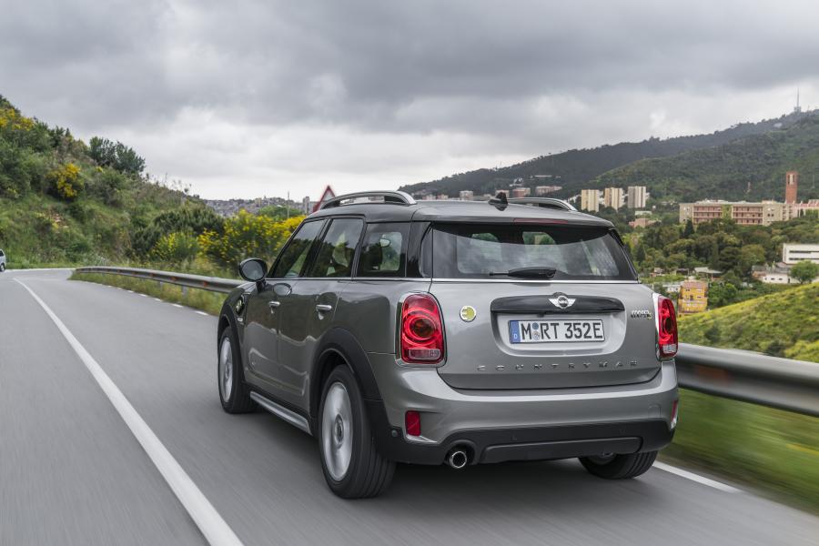  Mini Cooper S E Countryman ALL4 (F60) 2017 года  (WW) (фото 166 из 173)